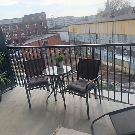 One-room Nyska Free Garage!!! Апартаменты