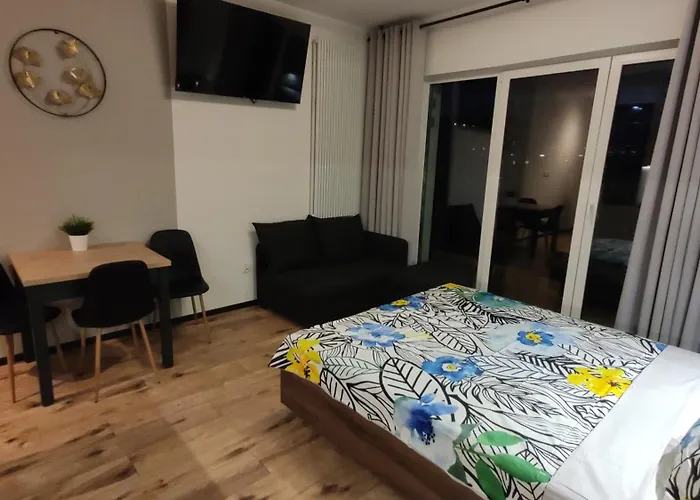 One-room Nyska Free Garage!!!