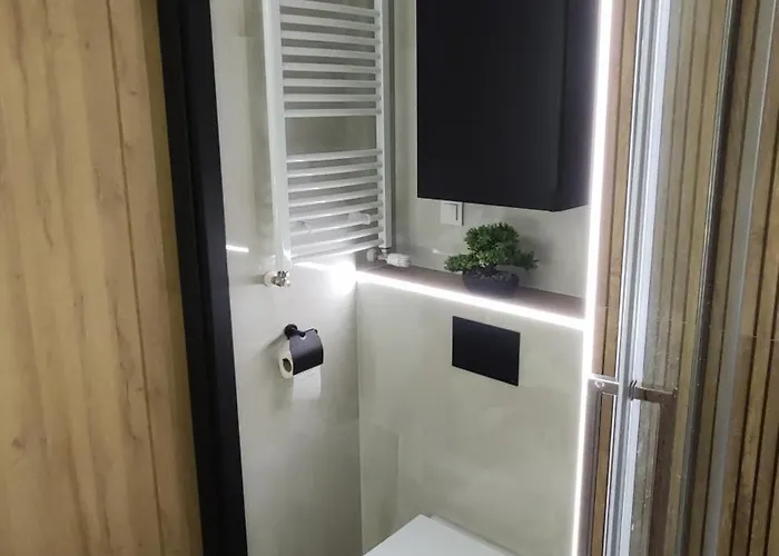 One-room Nyska Free Garage!!! Appartement