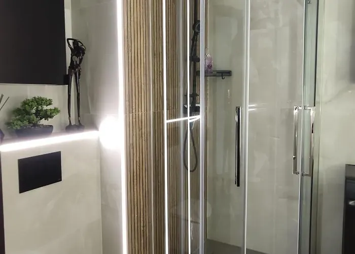 One-room Nyska Free Garage!!! Appartement *